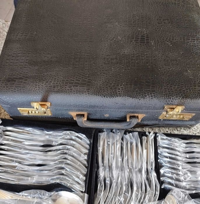 Faqueiro banhado a ouro