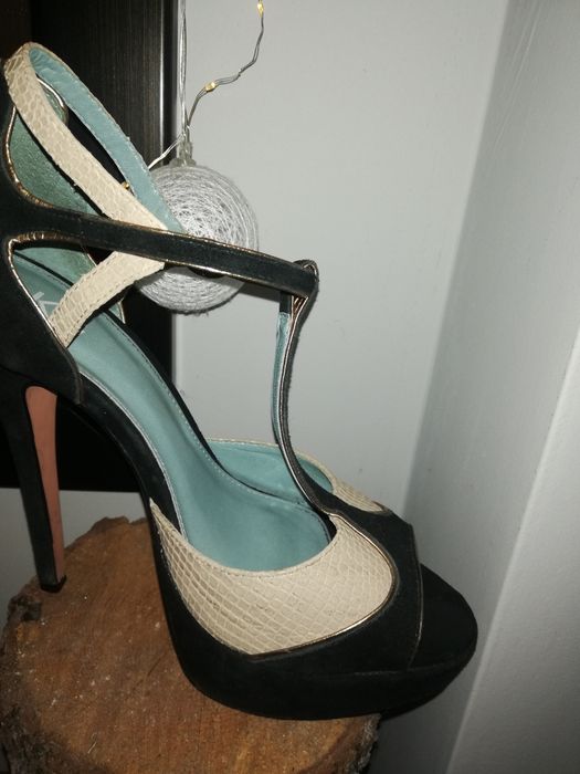 Szpilki Kurt Geiger
