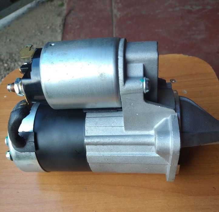 Стартер Mitsubishi Lancer 9