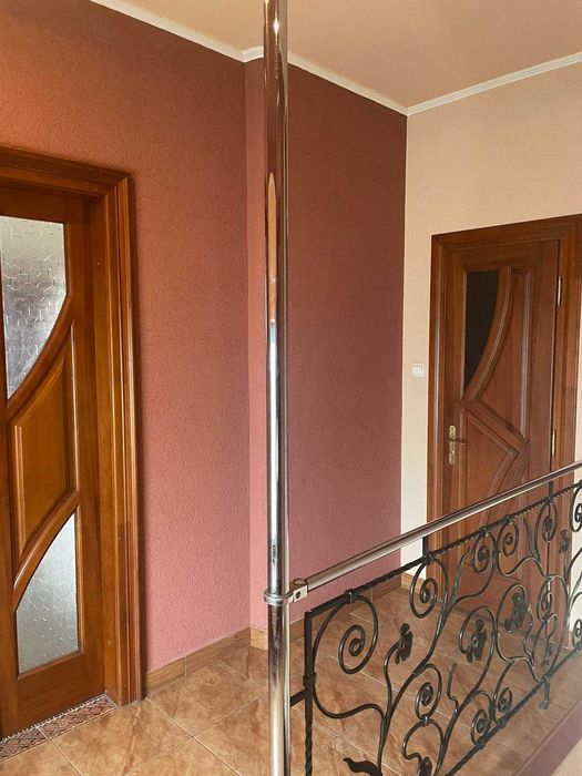 Нежитлове приміщення під магазин, м.Жовква