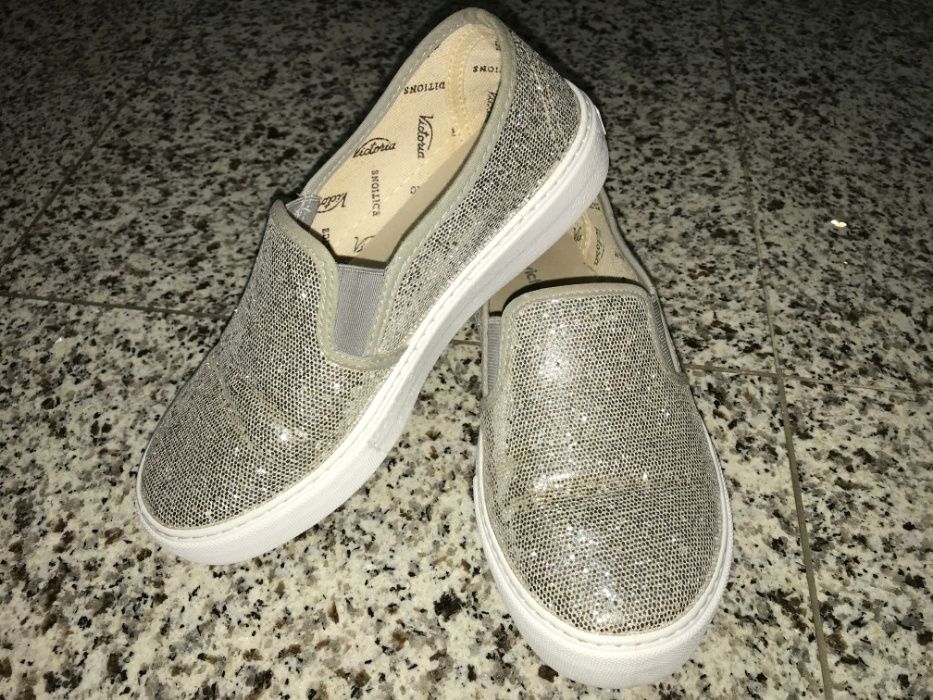 Sapatilhas VICTORIA Nr. 36 c/ portes incluídos