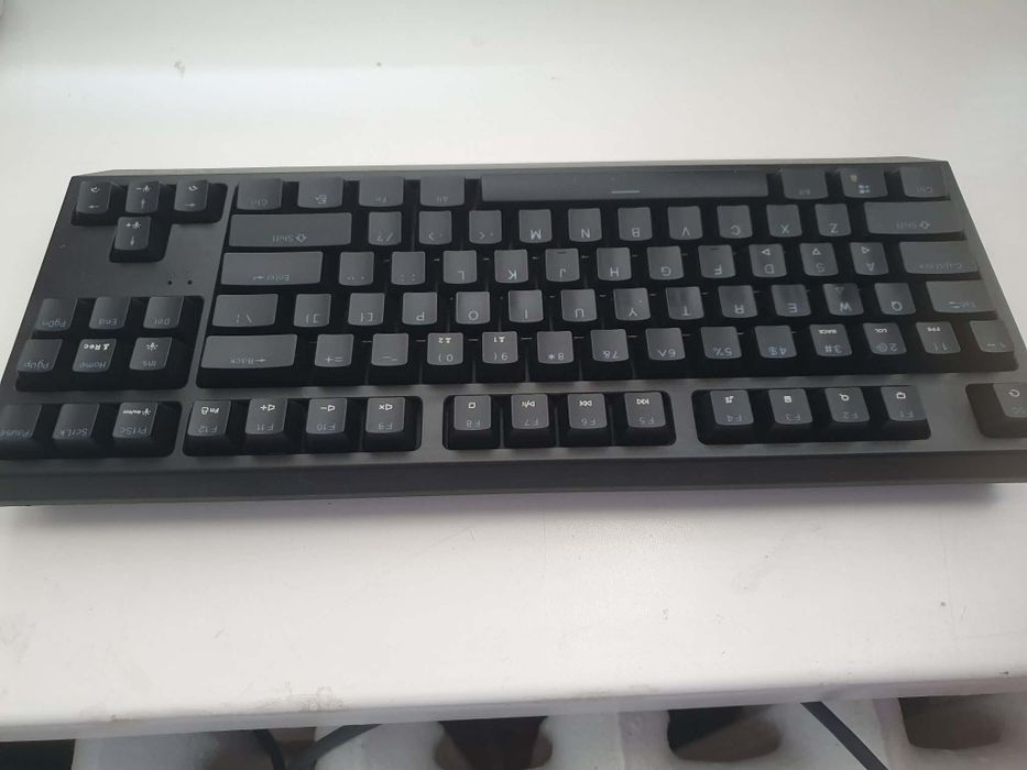Sprzedam Klawiaturę Thor TKL 230 lite