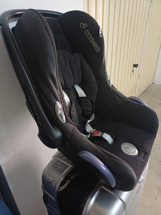 Ovinho Maxi-Cosi preto