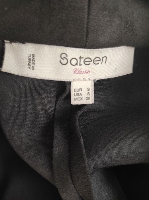 Жіноча красива сукня