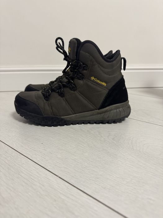 Продам ботінки Columbia