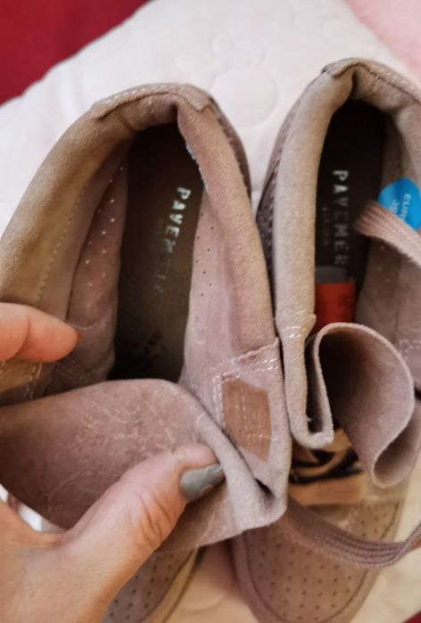 Buty pawement vibe, tenisówki, koturn. Materiał zamsz. Polecam serdecz