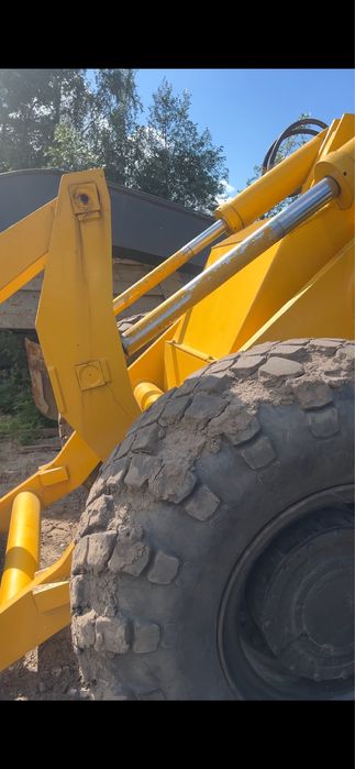 Навнтажувач ковшовий 3.2 м куб