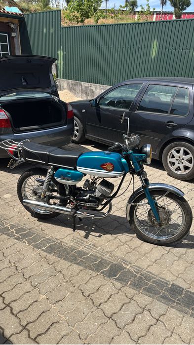 Motorizada restaurada