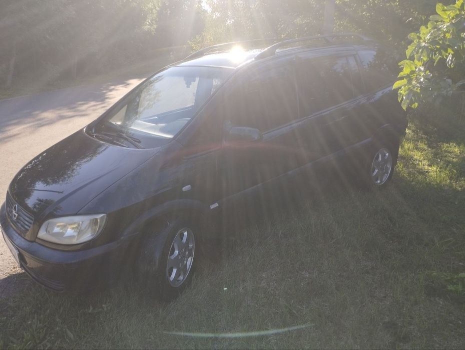 Продам Opel Zafira A diesel