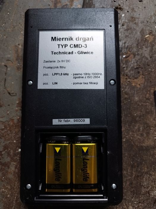 przenośny miernik drgań absolutnych Technicad CMD-3.