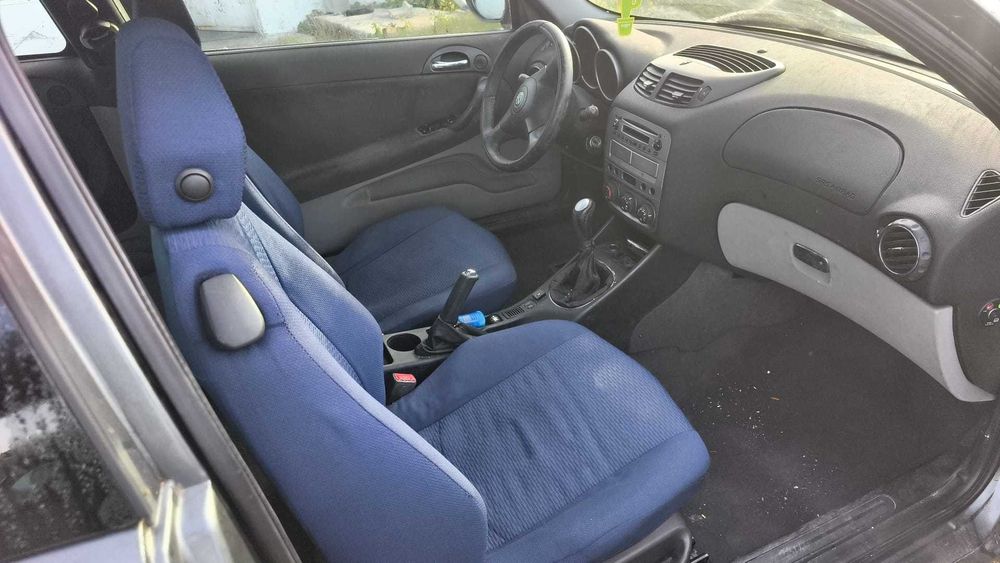 O Mercedes-Benz já foi vendido!!!  Veja as fotos de outros carros. Elas estão nos meus anúncios.