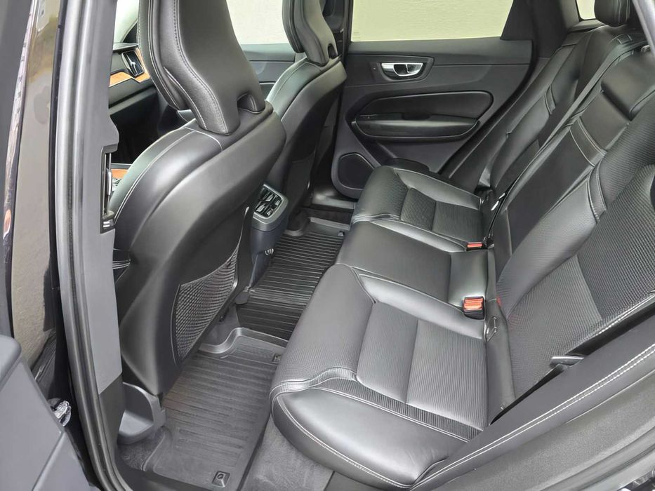 Volvo XC60 T6 Inscription      2019