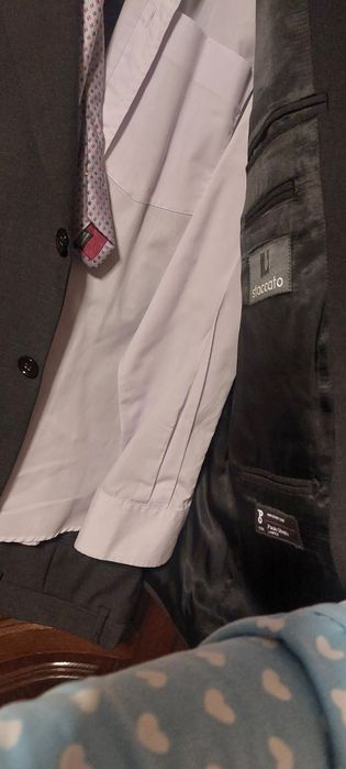 Dois fatos tamanho 48/50