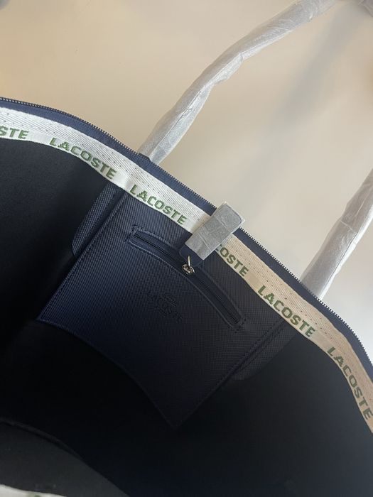 Mala lacoste tamanho L