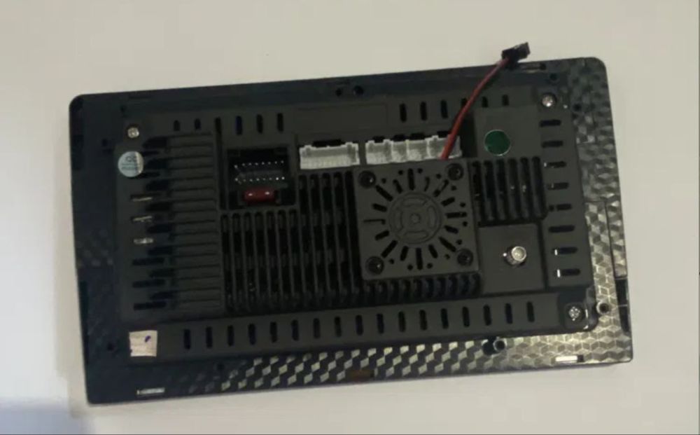 Автомагнітола з android (4/64, carplay androidauto)