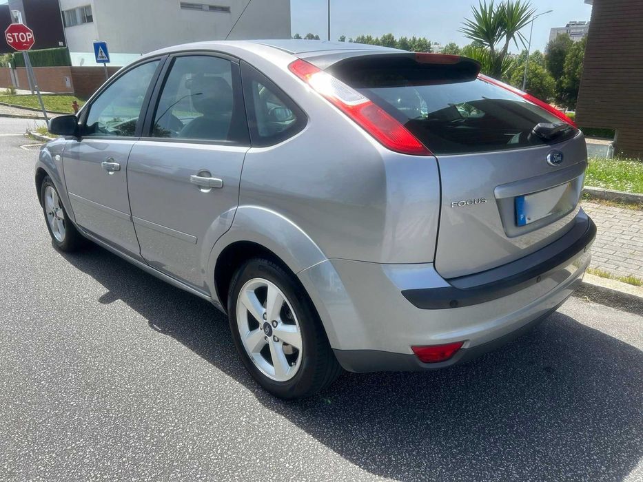 Ford Focus 1.6 TDCI TITANIUM - IUC antigo