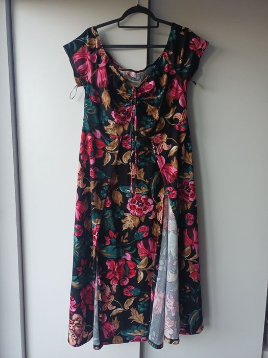 Długa letnia sukienka w kwiaty shein