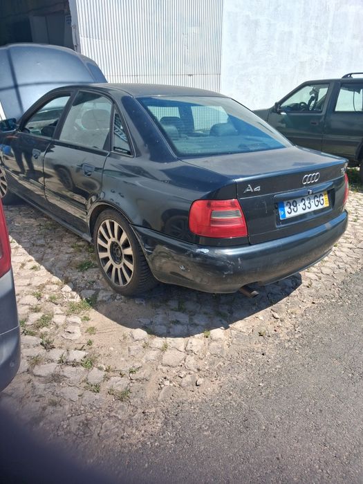 Audi a4 1.8 turbo( ler descrição )