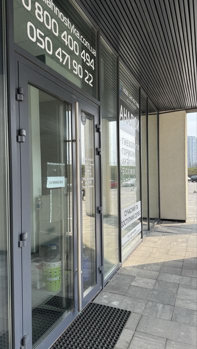 Топ локація 36,5 кв.м ЖК Славутич в 50 метрах від метро