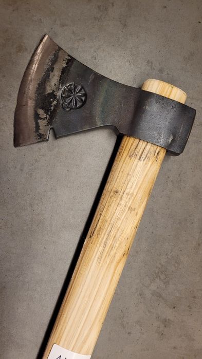 Ręcznie kuta siekiera Kowalstwo ! rębak tasak SIEKIERA SAMOKLINUJĄCA !
