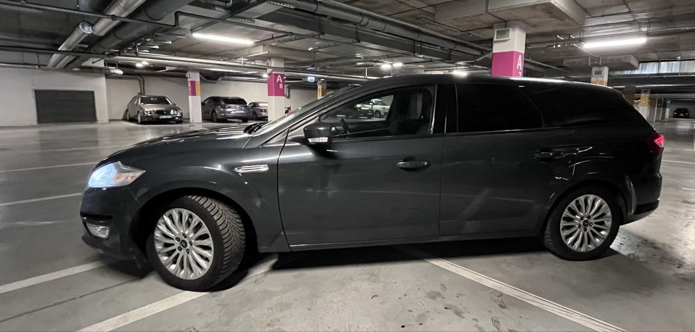 Ford Mondeo Mk4 lift