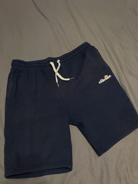 Продам шорти Ellesse