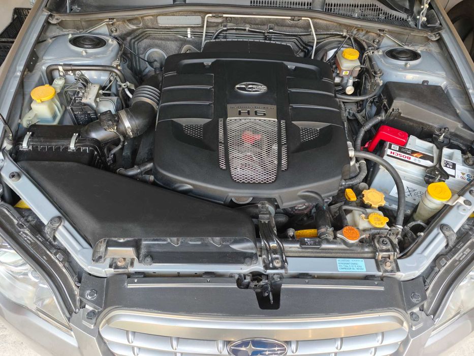SUBARU Outback 3.0