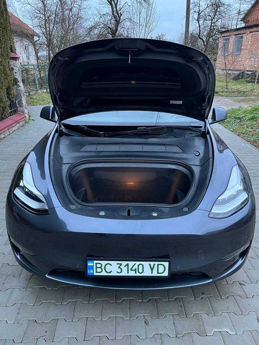 Tesla Model Y Long Range Dual Motor 82 kW
