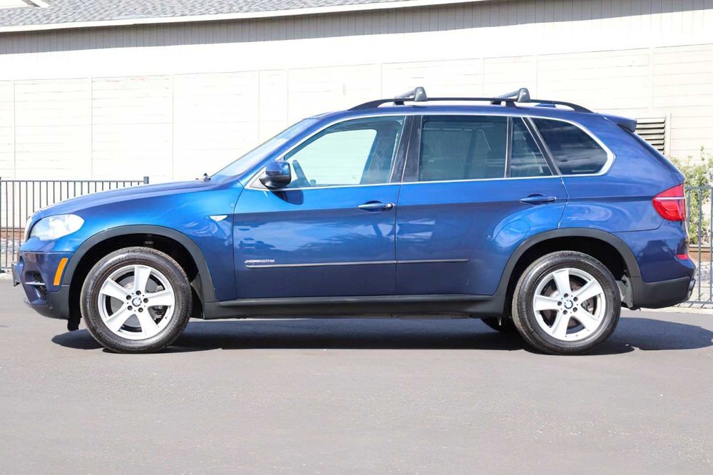 BMW X5 xDrive35d      2013