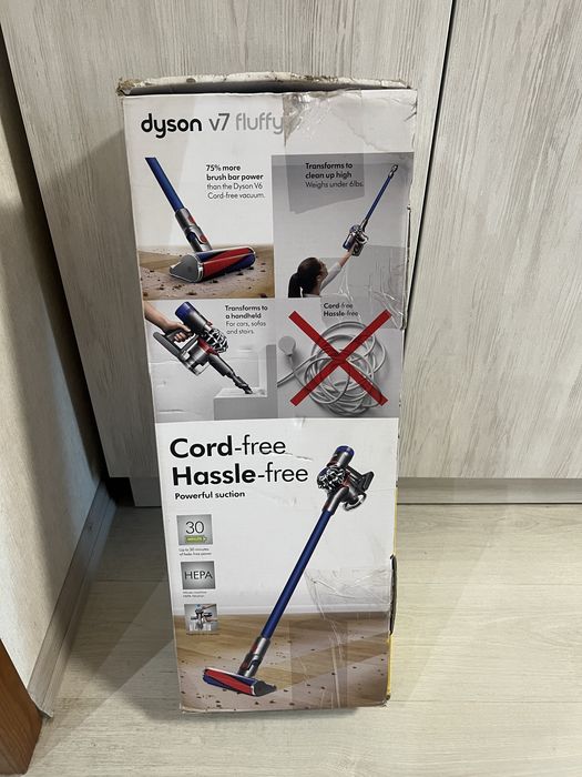 Пилесос Dyson v7 Fluffy з турбощіткою