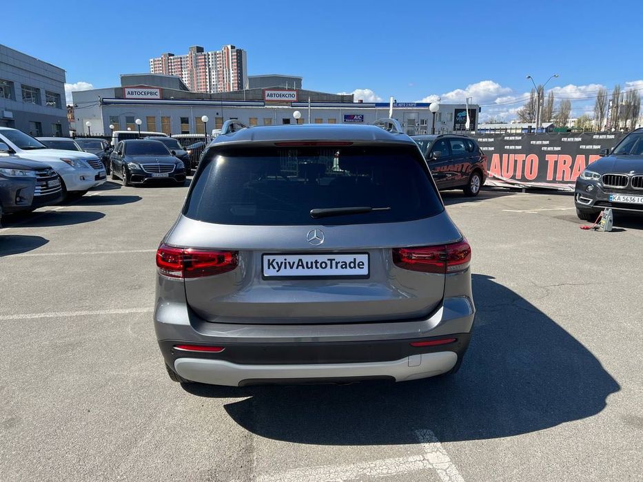 Mercedes-Benz GLB 200 2021 • 5 місць • 1.3 бензин • DCT • Європа • 181 тис. км