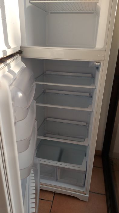 Frigorífico Ariston Hotpoint