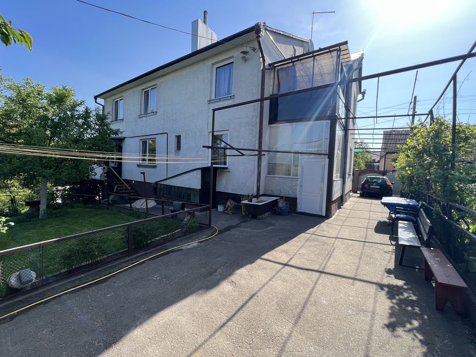 Приватний будинок в центрі міста!