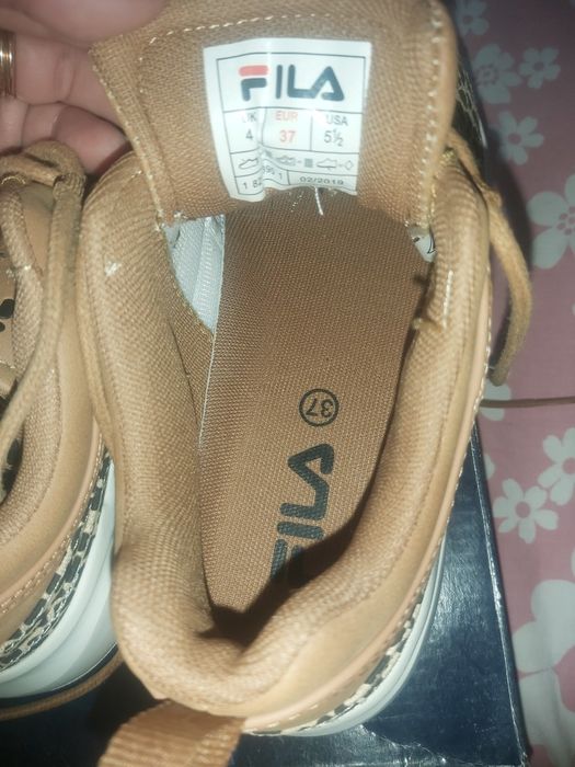 Tênis da fila novos sem etiqueta