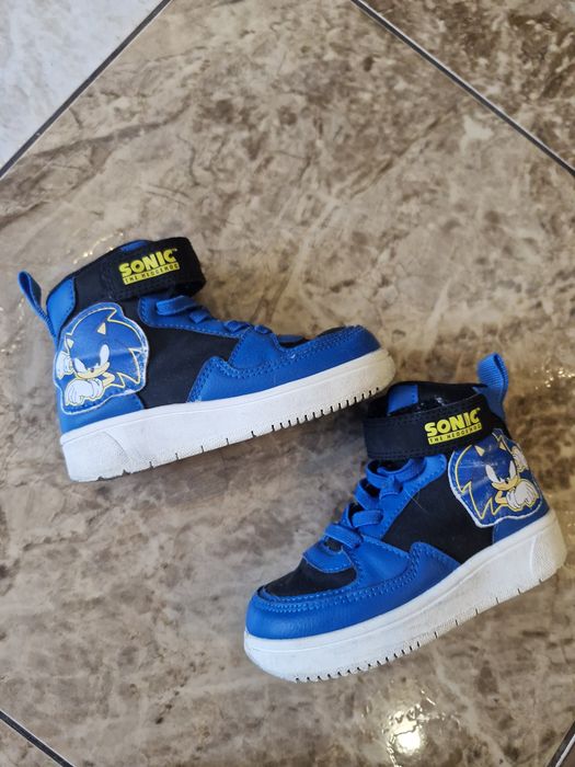 Buty dziecięce soniq  i spiderman r.24