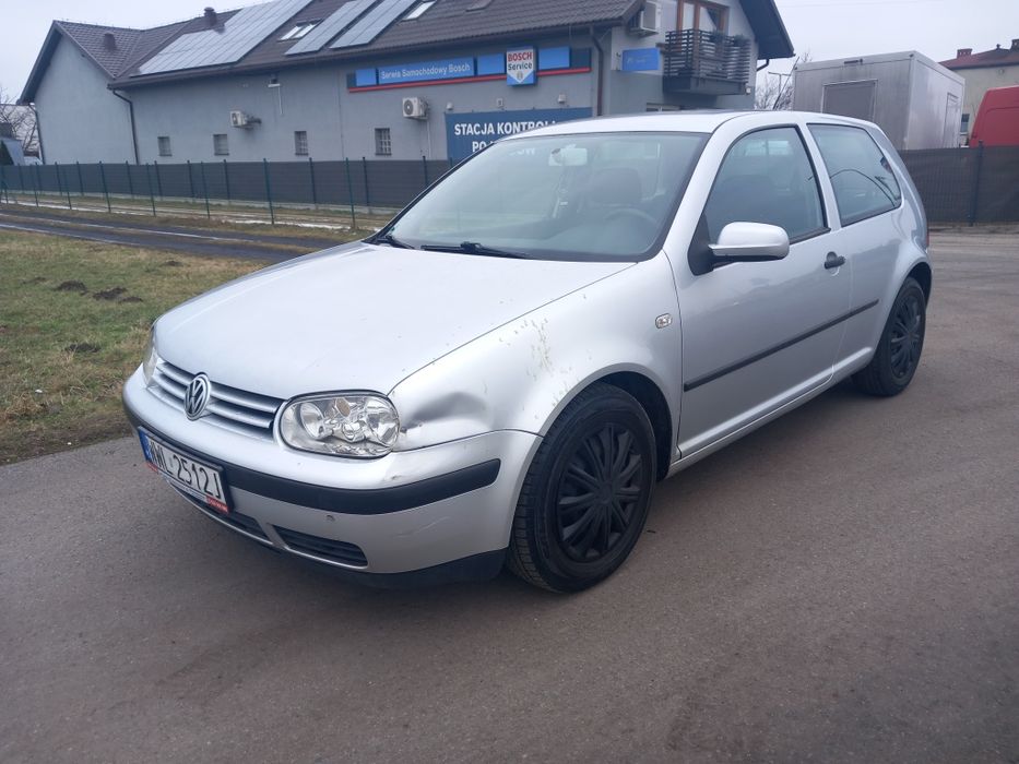 Volkswagen  Golf  4 1.4 Benzyna 2001r.