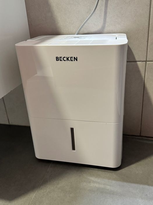 Desumidificador Becker 10L