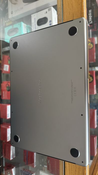 Apple Macbook Pro M2