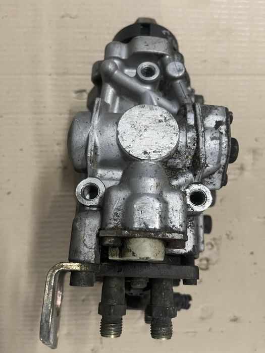 Насос топливный высокого давления (ТНВД) 0470504016 Bosch