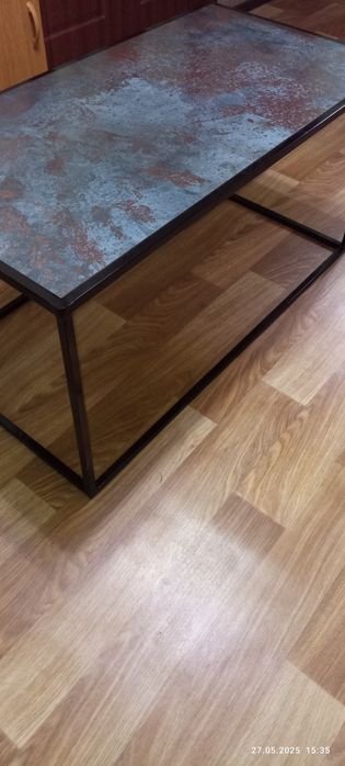 Столики з керамограніту лофт