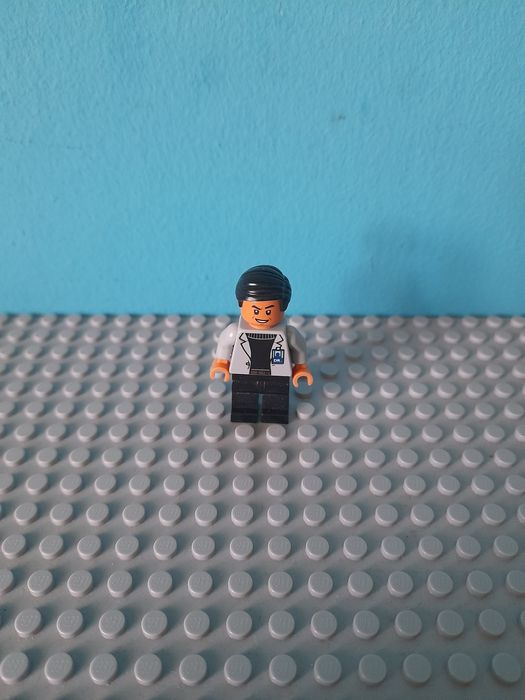 Lego Jurassic World Dr. Henry Wu jw017