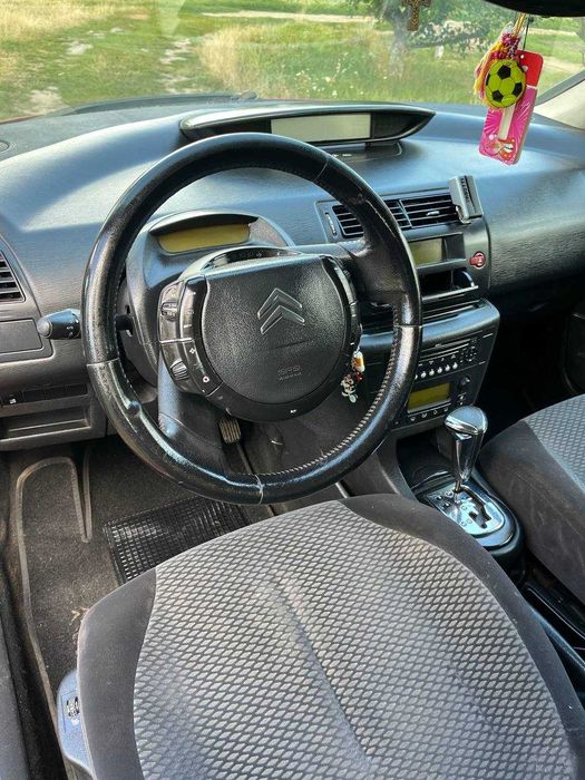 продам автомобіль