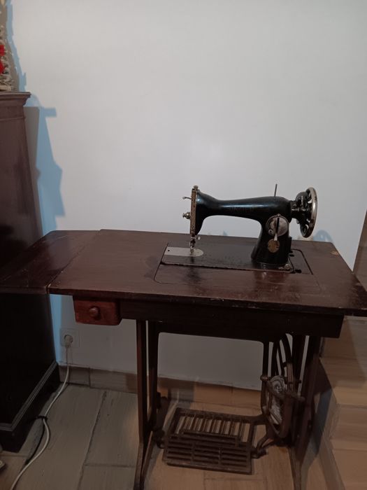 Maquina de costura Singer