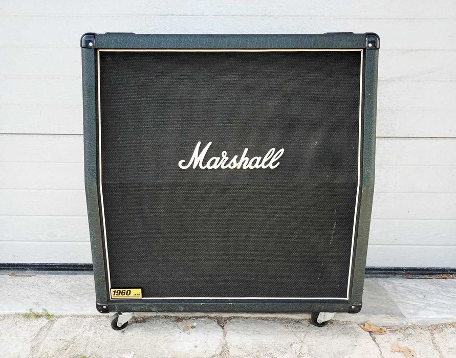 Coluna Marshall MR1960 4x12 - Metade do preço - Imperdível