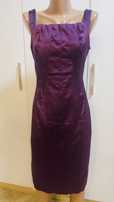 Сукня атласна б/у