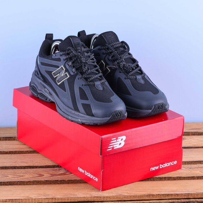 (2140) Термо осінь-зима кросівки New Balance 1906R (42,43,45,46) чорні з сірим