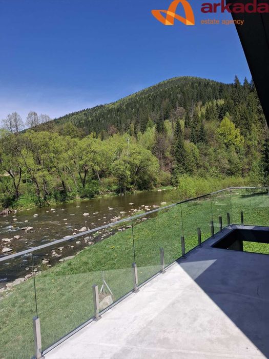 Продам котеджне містечко в Карпатах біля річки! Татарів.