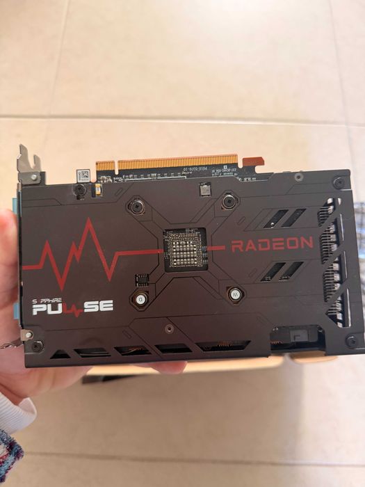 URGENTE Radeon RX 6600 Sapphire Pulse 8GB Placa Gráfica [COMO NOVA]