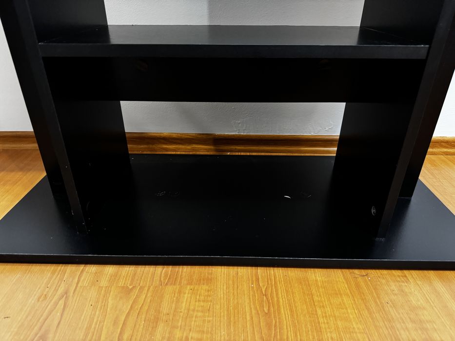 Szafka pod akwarium.