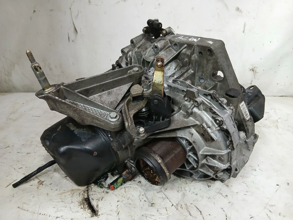 Caixa de velocidades manual NISSAN Almera II Sedan (N16)